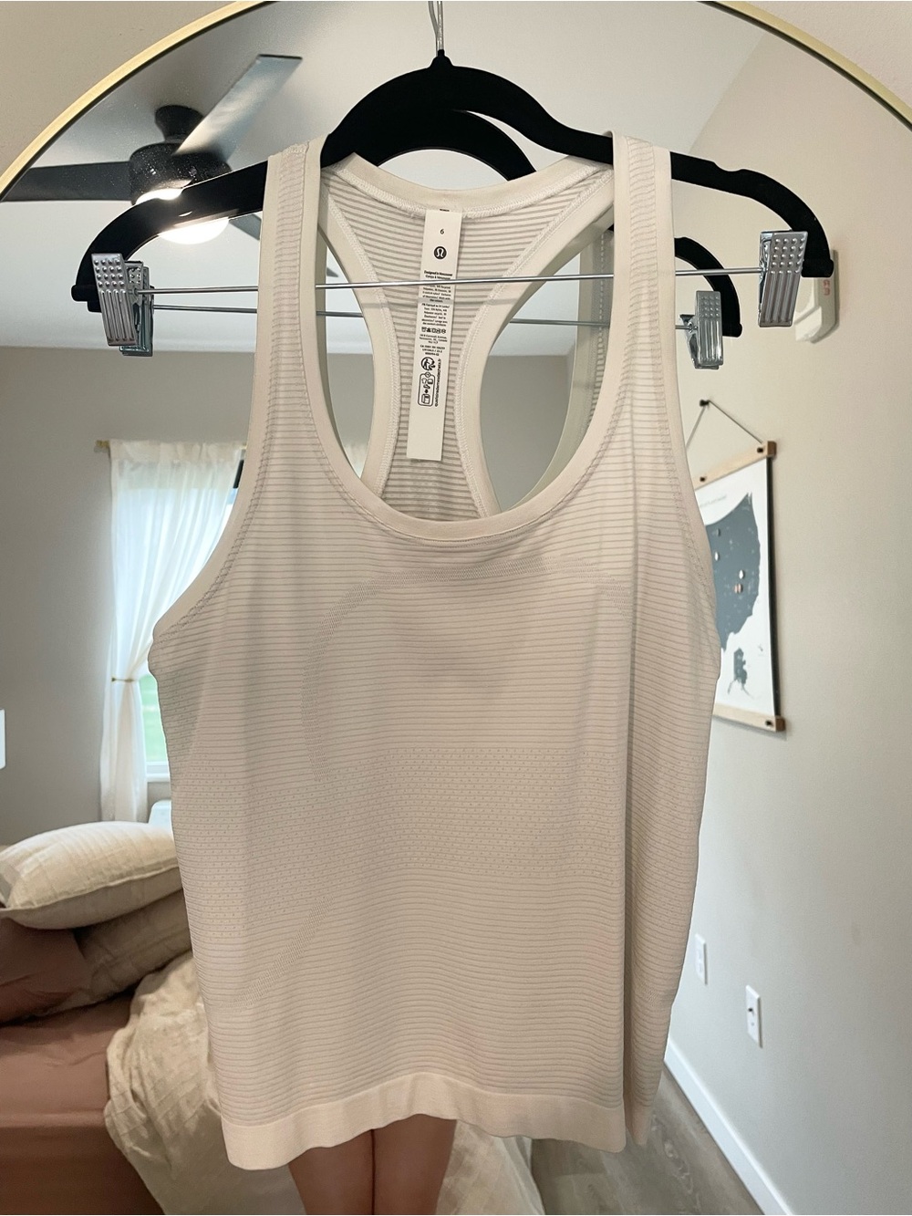 Lululemon Swiftly Tech Racerback Tank Waist Length 6